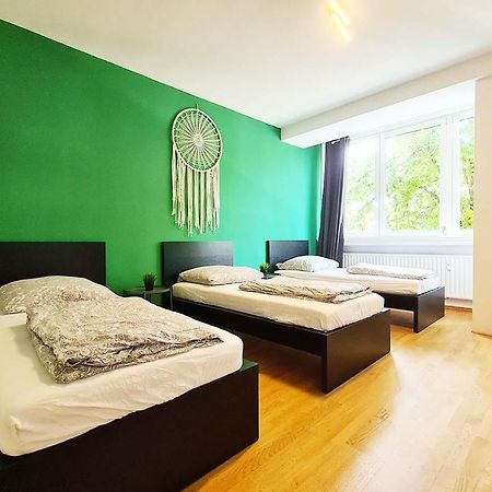 Langenfeld Apartment Buitenkant foto