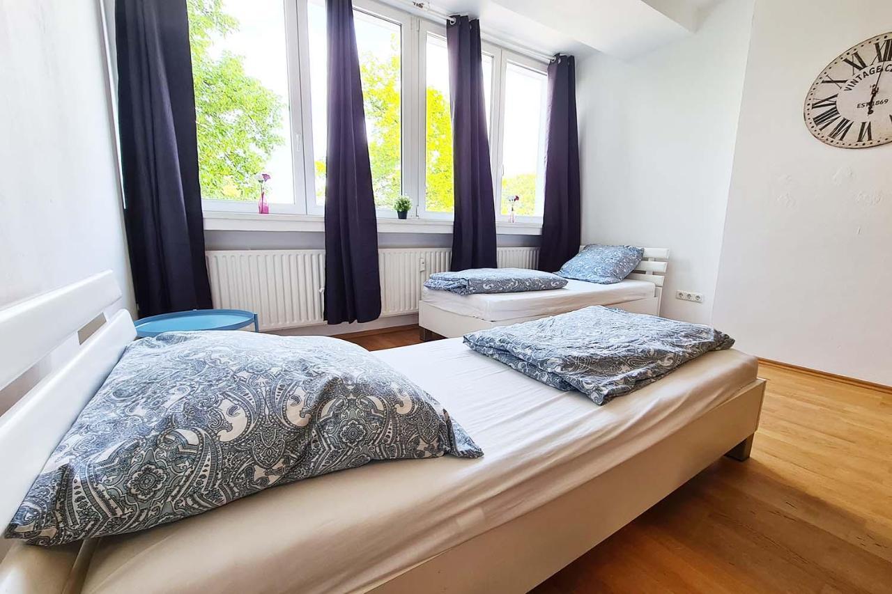 Langenfeld Apartment Buitenkant foto
