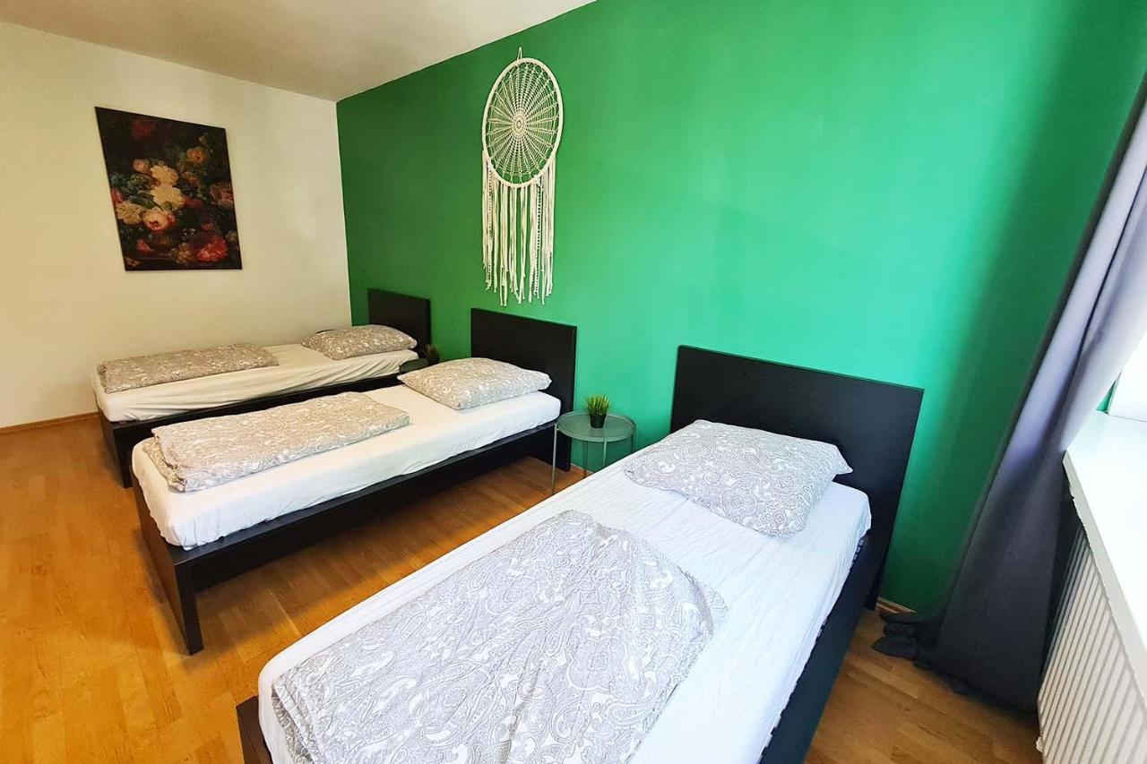 Langenfeld Apartment Buitenkant foto